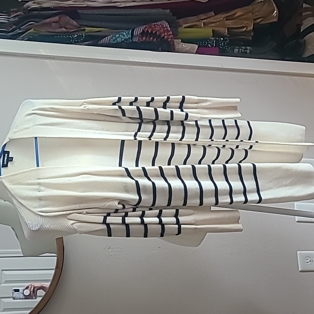 Express long cardigan long sleeve light material